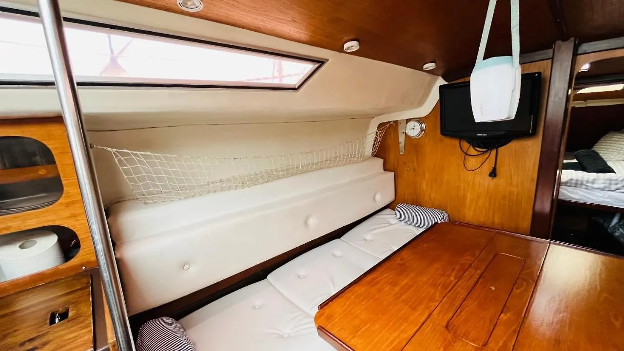 Cozy Sailing Boat Barcelona Hotel Sant Adria de Besos 0*,  Spain