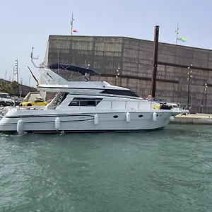  Botel Yacht Sotavento